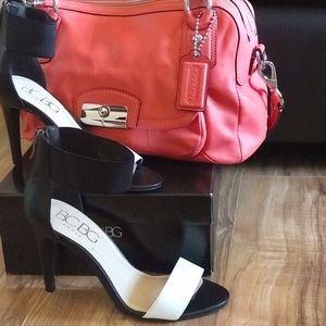 BCBG Fanita heel